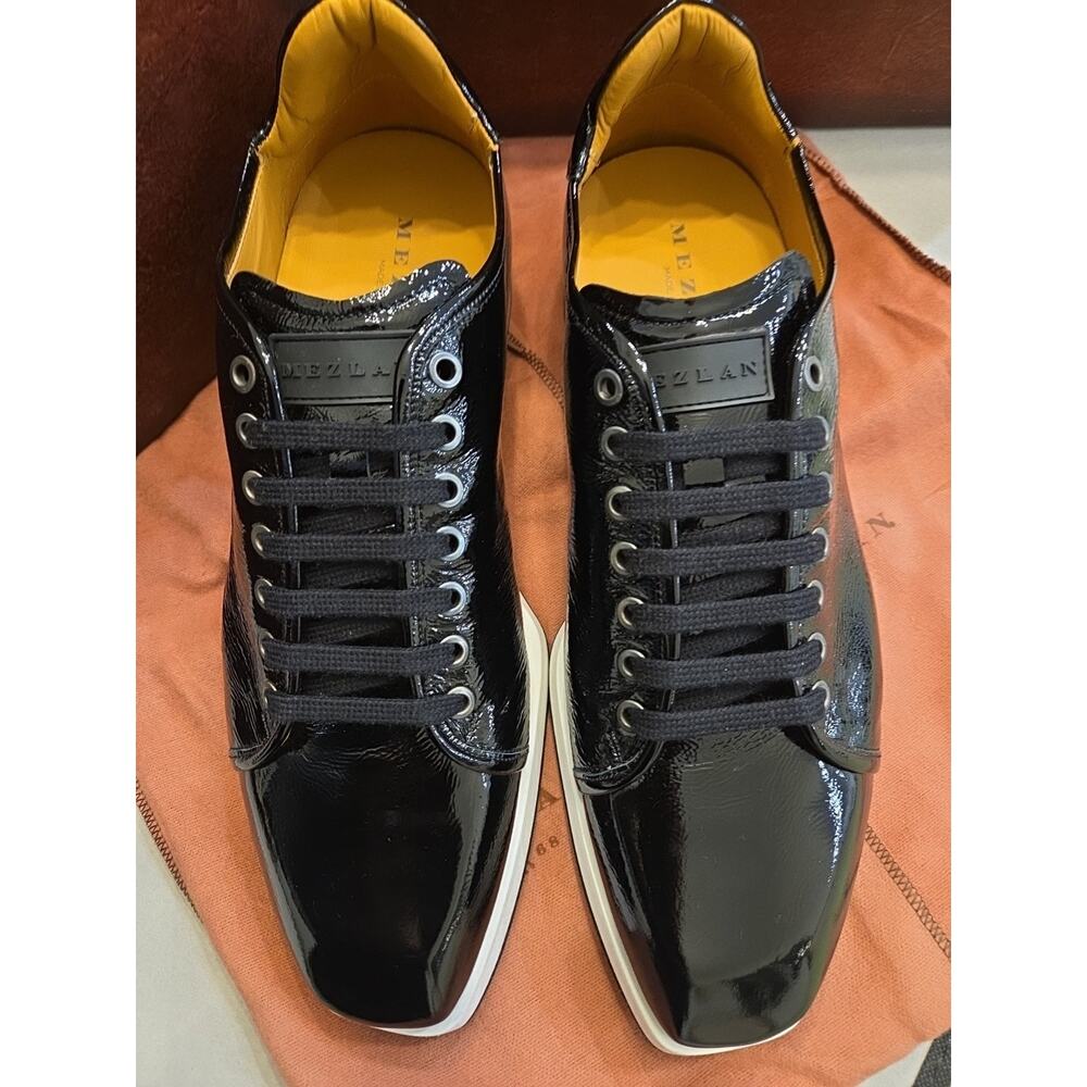 Mezlan CATTUJA 21153 Black Shiny Leather Fashion Sneaker US 10M Spain
